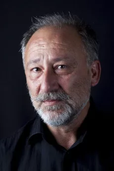 Altan Erkekli poster