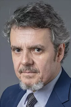 Cássio Gabus Mendes poster