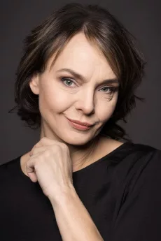 Elina Reinold poster