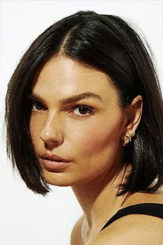 Isis Valverde poster