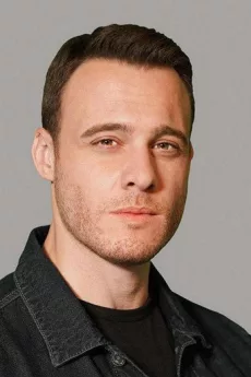 Kerem Bürsin poster