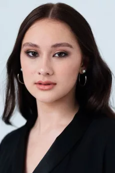 Lola Tung poster