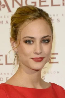 Nora Arnezeder poster