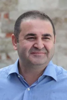 Şafak Sezer poster
