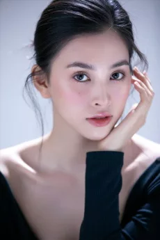 Trần Tiểu Vy poster