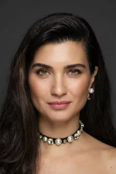 Tuba Büyüküstün poster