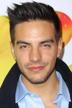 Vadhir Derbez poster